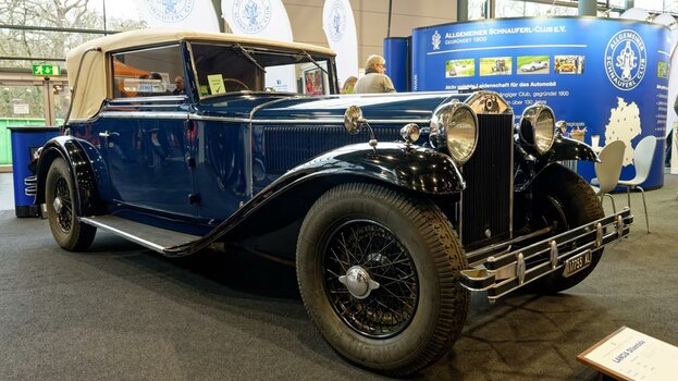 Lancia-Dilambda-1932-(3)_DxO.jpg