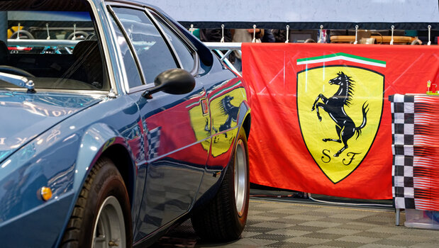 Ferrari-Dino-308-GT4-1974-(2)_DxO.jpg