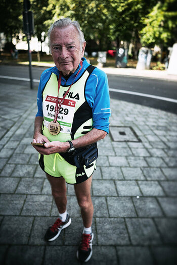 Manfred-Marathon.jpg