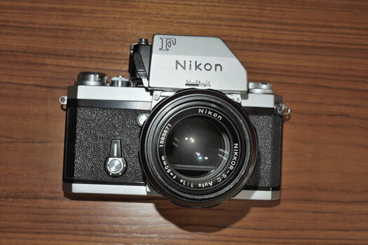 Nikon F_DSF6059_01.JPG