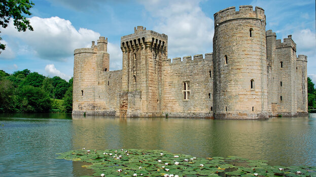 Bodiam-Castle-(2).jpg