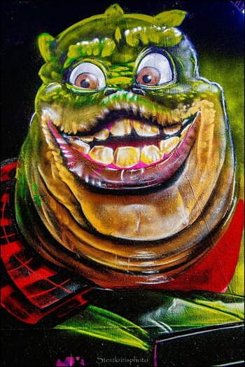 comp_Grafitty Kröte Kopie.jpg