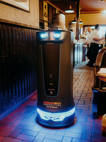 ROBOT_P5180427.jpg
