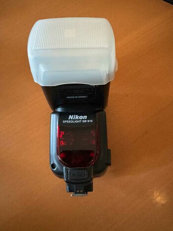 Nikon SB 910