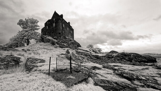 Duntrune-Castle-(6)_IR_2022_DxO.jpg