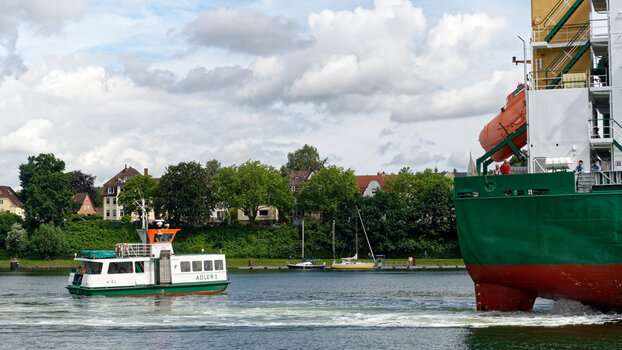 Kiel_NOK_Fähre_Wik-Holtenau_2024_DxO.jpg