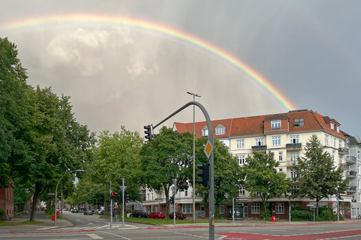 Barmbek_Regenbogen_2024_DxO.jpg Barmbek_Regenbogen_2024_DxO.jpg
