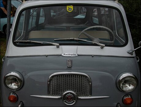 comp_Fiat Multipla.jpg