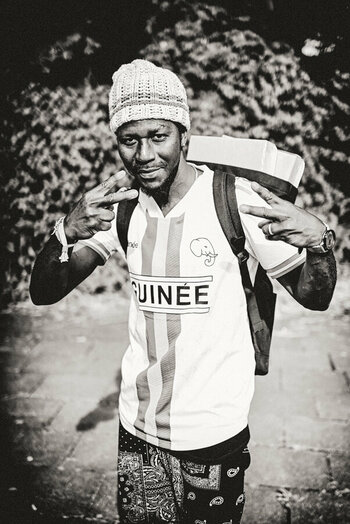 Guy-from-Guinée_BW.jpg Guy-from-Guinée_BW.jpg