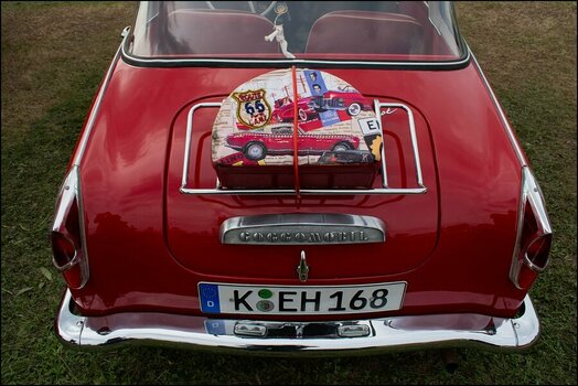 comp_Goggomobil von Hinten.jpg