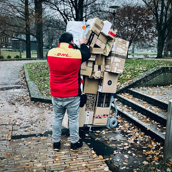 DHL_Bote.jpeg