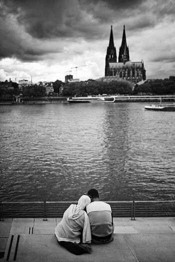 Couple_Rhine_Cathedral.jpg