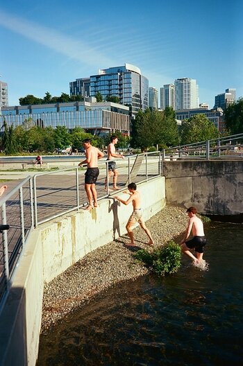 k_Rollei35AF-sample-shot-H19.jpg