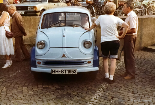 01-016.jpg