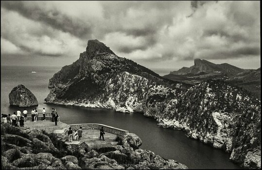 comp_Mallorca Kap Formentor sw bear.jpg