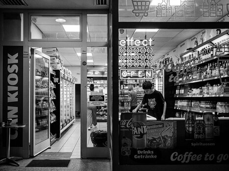 Kiosk.jpg