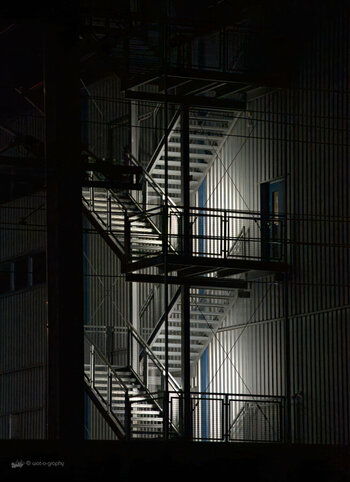 U02_2216-871x1200.jpeg