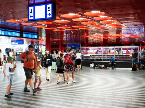 Bahnhof-Prag.jpg