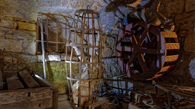 Chillingham-Castle_torture-chamber-(3)_2024_DxO.jpg
