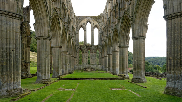 Rievaulx-Abbey---(11)_2024_DxO.jpg