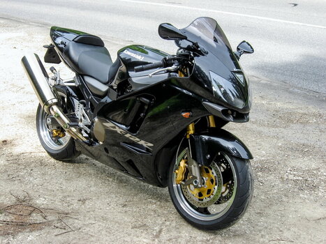 ZX-12_0032_RealPhoto-v3_x2_5448x4086_2pass_MoreDetail-v3.jpeg ZX-12_0032_RealPhoto-v3_x2_5448x4086_2pass_MoreDetail-v3.jpeg