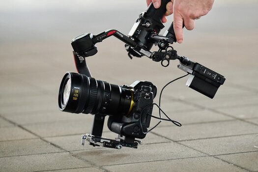k_nikon_0765_delivery.jpg