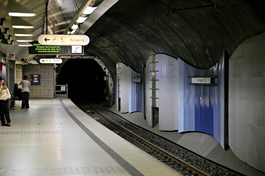 Meike-4.jpg