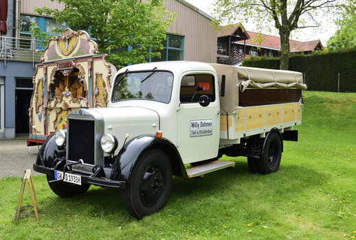 Mercedes L1500.JPG