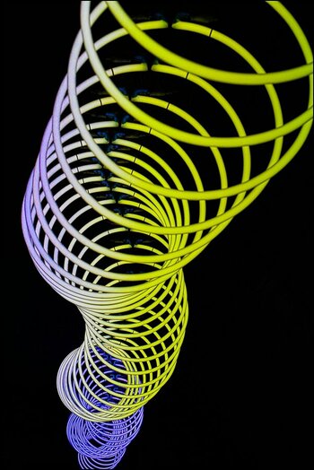 comp_Lichtspirale Arp-Museeum.jpg