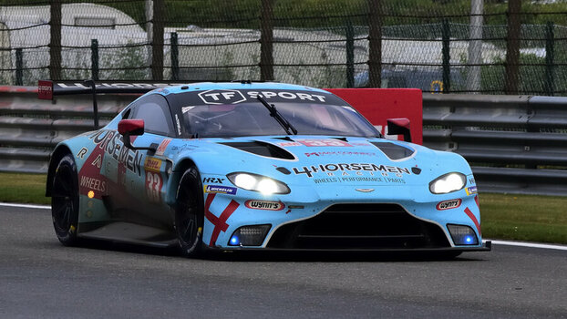 33 Aston Martin (2).JPG 33 Aston Martin (2).JPG