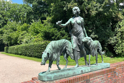 Stadtpark_Diana-Skulptur_2025_DxO.jpg