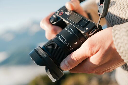 k_068_SIGMA_12mm_F1.4_DC_C_E-mount_In-Use_Sebastian Mittermeier.jpg