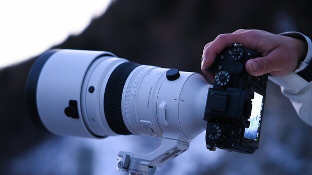k_076_SIGMA_200mm_F2_DG_OS_S_E-mount_In-Use_Yang Sutie.jpg