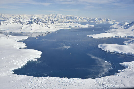 AA_23_Borgen Bay_D756331.JPG