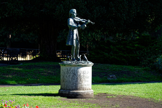 Bath-City-Parade-Gardens_W.A.jpg
