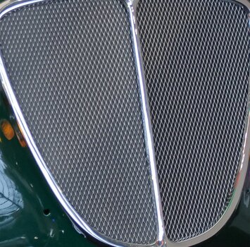 ar-571-06.jpg