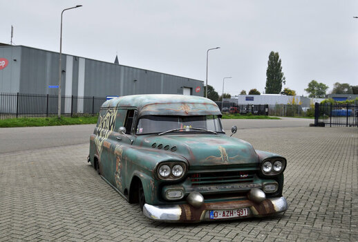 Chevrolet Panel Rat Van 1959 (3).JPG