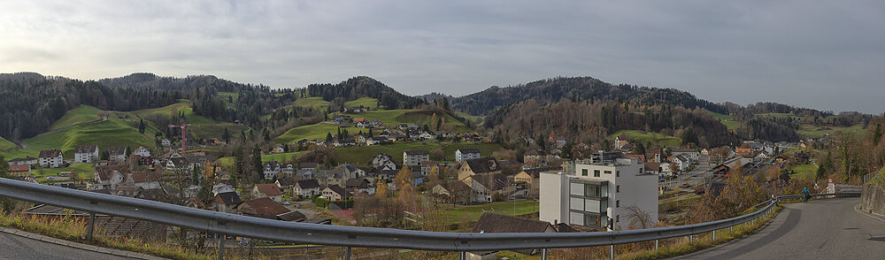 Neues Panorama 1.f.2.jpg