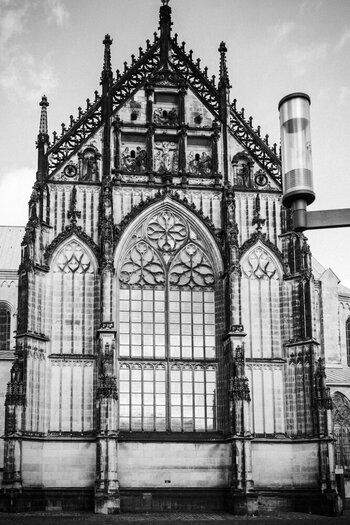MS021125-22.jpg