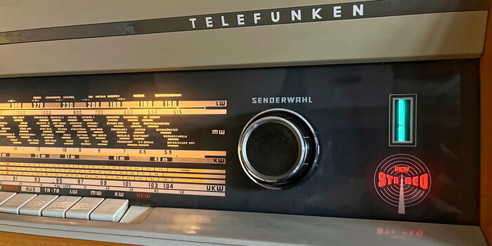 Telefunken_ Concerto 2500 (2).jpg