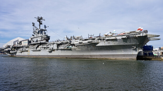 USS-Intrepid-(65)_2025_DxO.jpg