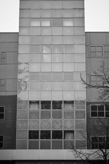 H271225-82.jpg