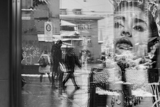 _ROB8571-2Street Bern abstract.jpg