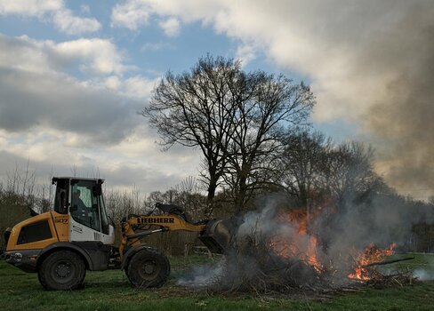 Osterfeuer Trappe 040426 (51)-001.jpg