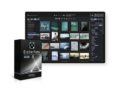 Produktbild von Excire Foto 2025: Eine schwarze Software-Box mit der Aufschrift Excire Foto 2025 und dem PRC-Logo steht links neben einem Monitor. Auf dem Bildschirm ist die dunkle Benutzeroberfläche der Software zu sehen, die eine Galerie mit Surf-Fotos zeigt. Rechts im Bild sind detaillierte Metadaten eines ausgewählten Bildes eingeblendet.