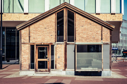 NL250426084.jpg