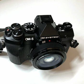 Lumix-20mm.jpg