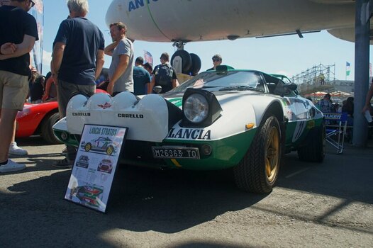 stratos-2.jpg