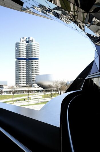 bmwwelt.jpg