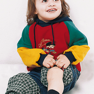 schoensexy, Pentacon Six, 5 x 6 Rollfilm Provia 100 ASA, Zeiss Optik f=80, 1 : 2,8, Labor: QuesterOne

Copyrights: Stefan Mischo